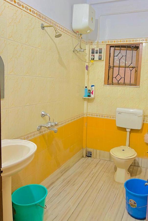 Spacious Apt With Antique Furniture ,Ac & Kitchen كولكاتا المظهر الخارجي الصورة