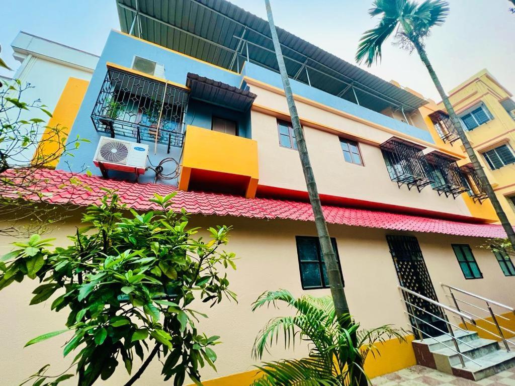 Spacious Apt With Antique Furniture ,Ac & Kitchen كولكاتا المظهر الخارجي الصورة
